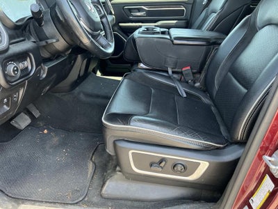 2020 RAM 1500 Laramie Quad Cab 4x4 6'4" Box