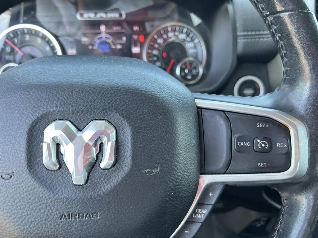 2020 RAM 1500 Laramie Quad Cab 4x4 6'4" Box