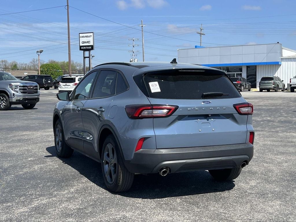 2025 Ford Escape ST-Line