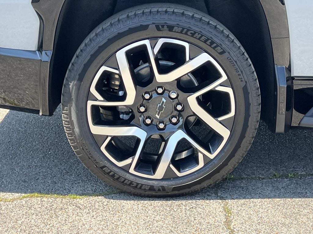 2025 Chevrolet Silverado EV RST - Extended Range
