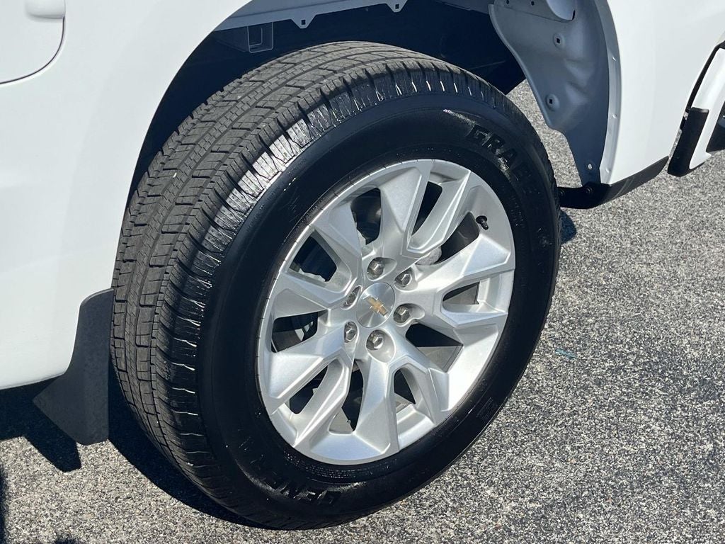 2025 Chevrolet Silverado 1500 Custom