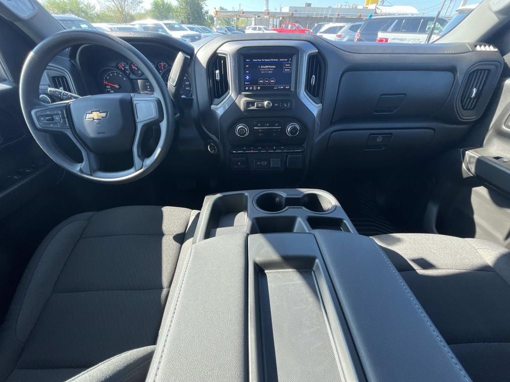 2025 Chevrolet Silverado 1500 Custom