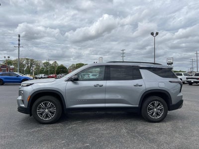 2025 Chevrolet Traverse LT
