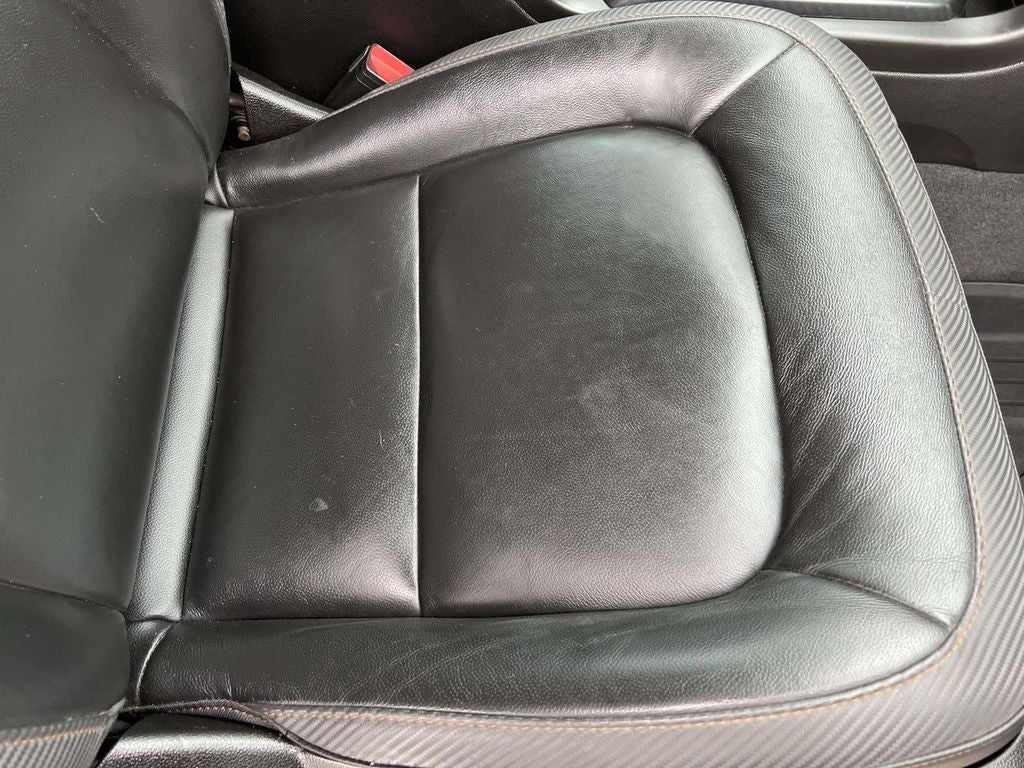 2022 GMC Canyon AT4 - Leather