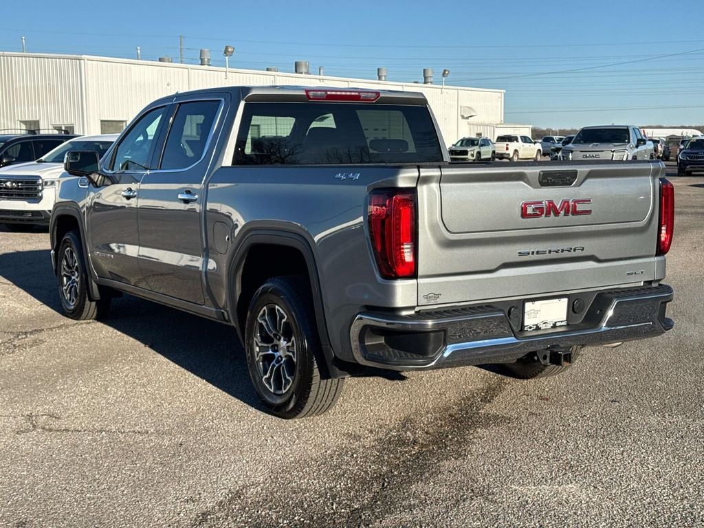 2024 GMC Sierra 1500 SLT