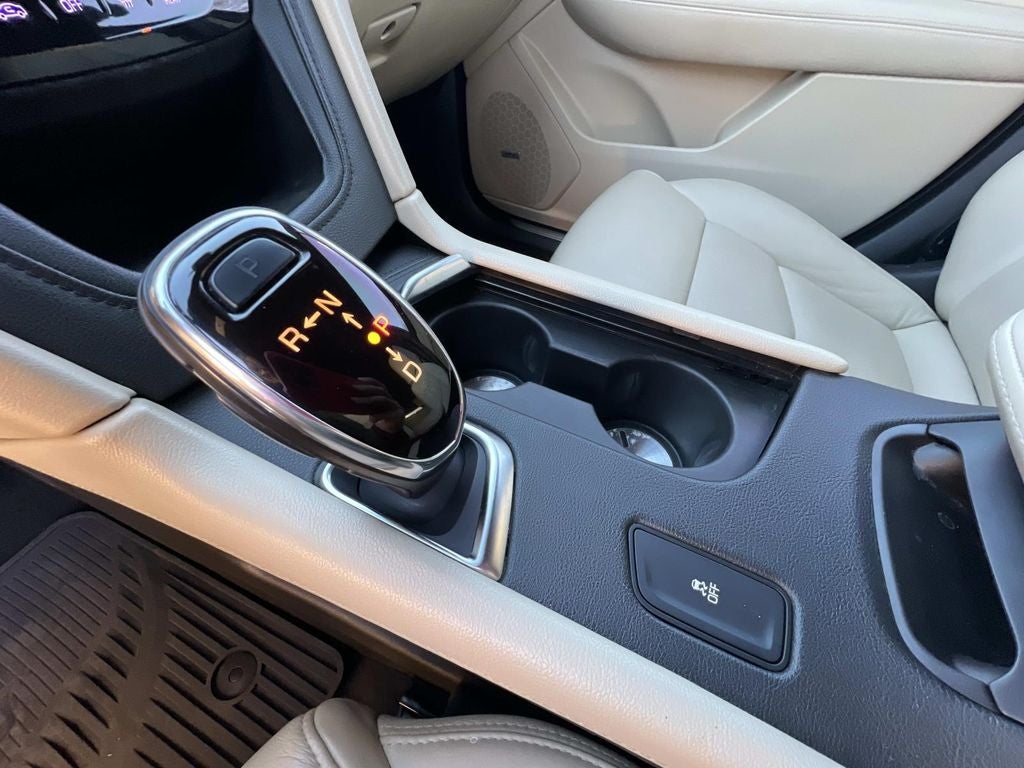 2018 Cadillac XT5 Luxury FWD