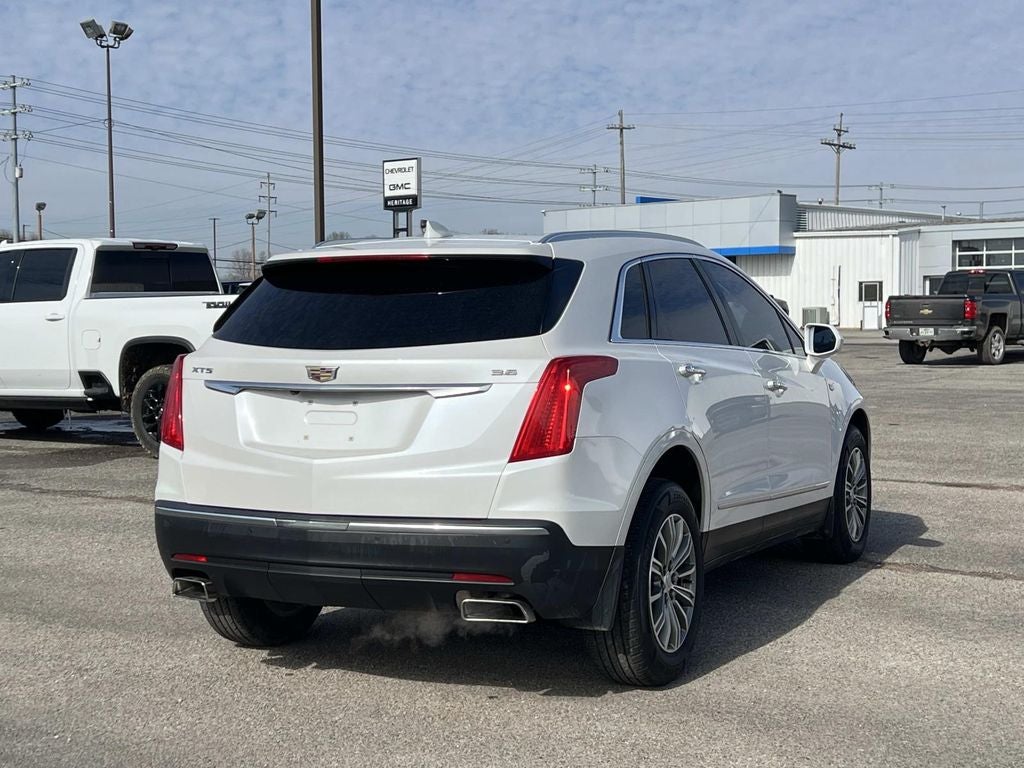 2018 Cadillac XT5 Luxury FWD