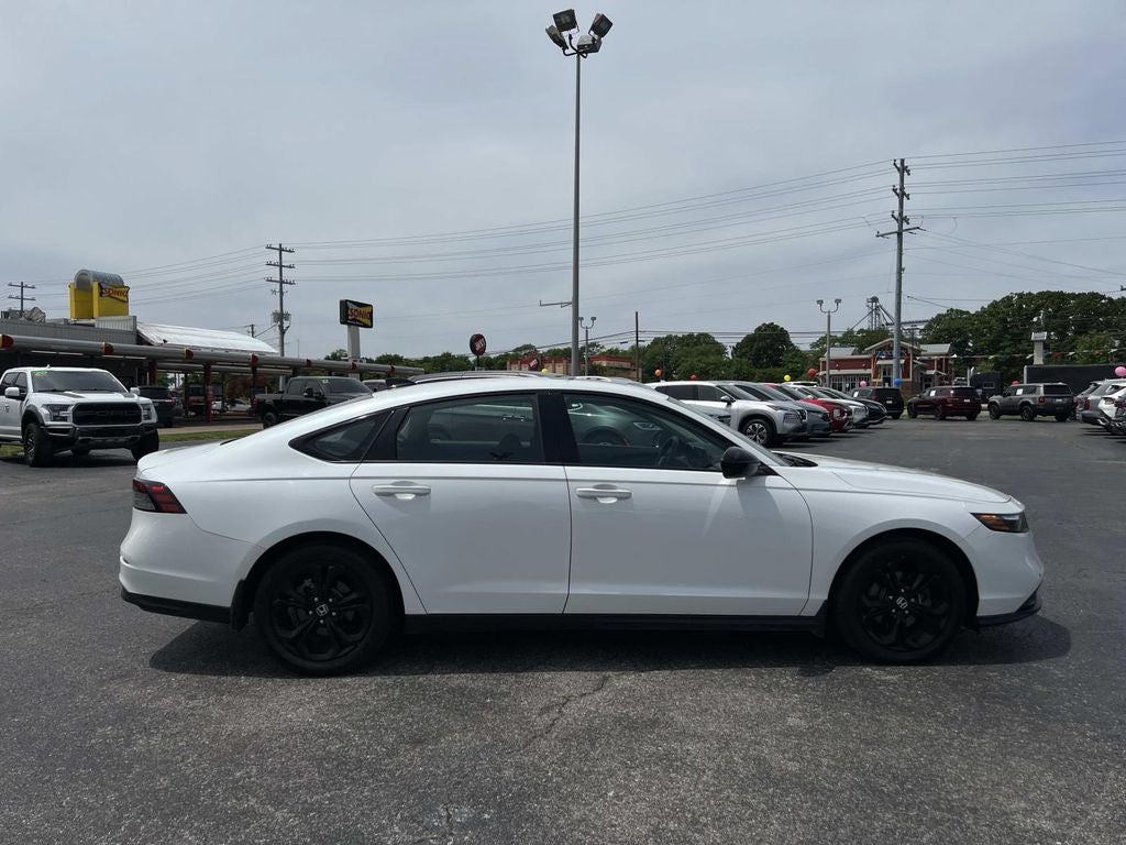2025 Honda Accord Sedan SE