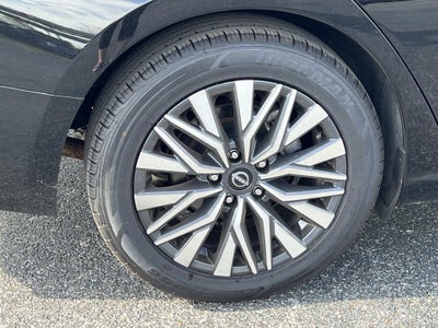 2025 Nissan Altima SV FWD