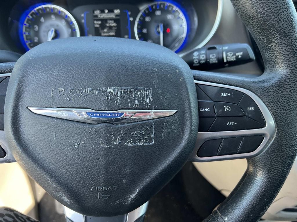 2021 Chrysler Voyager LX