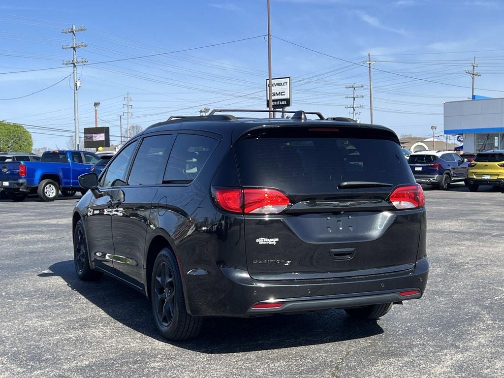 2020 Chrysler Pacifica Touring L Plus