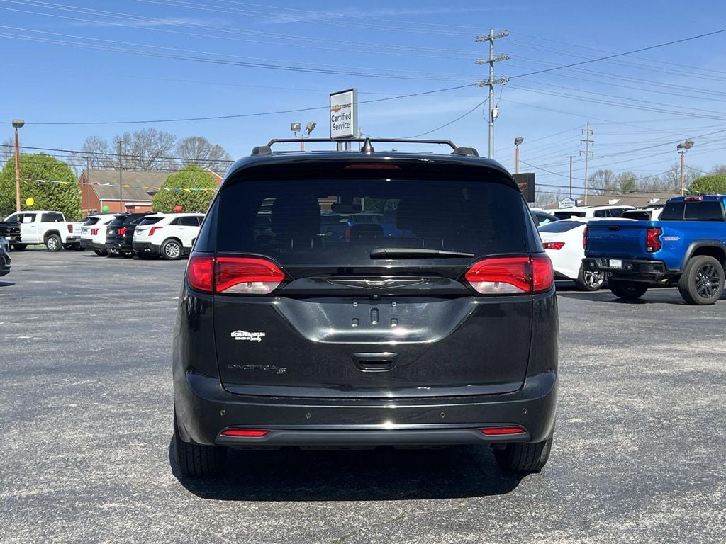 2020 Chrysler Pacifica Touring L Plus