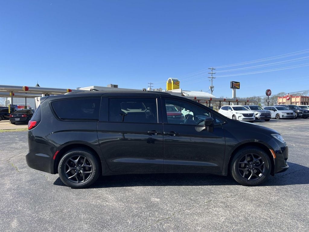 2020 Chrysler Pacifica Touring L Plus