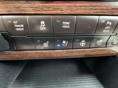 2018 RAM 2500 Laramie Mega Cab 4x4 6'4" Box