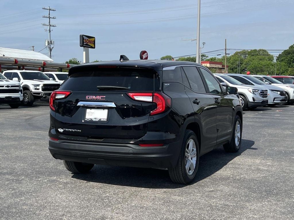 2024 GMC Terrain SLE