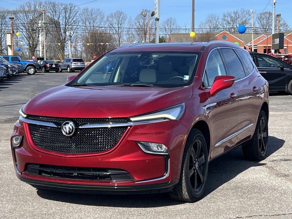 2023 Buick Enclave Essence