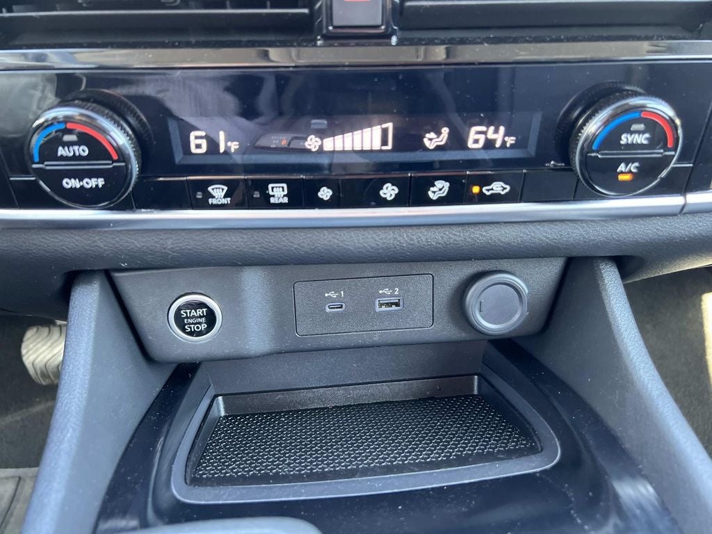 2021 Nissan Rogue SV FWD
