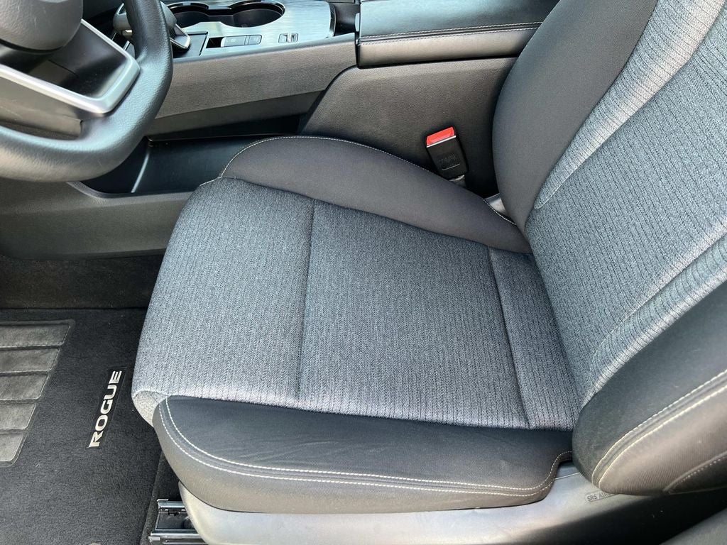 2021 Nissan Rogue SV FWD
