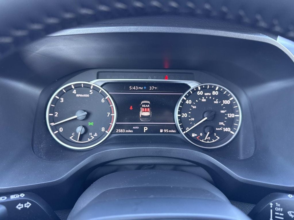 2025 Nissan Rogue SV