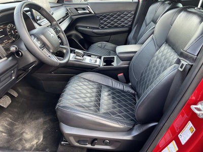 2023 Mitsubishi Outlander SEL