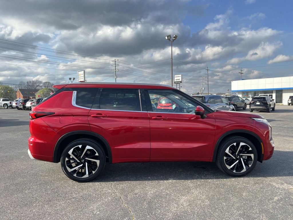 2023 Mitsubishi Outlander SEL
