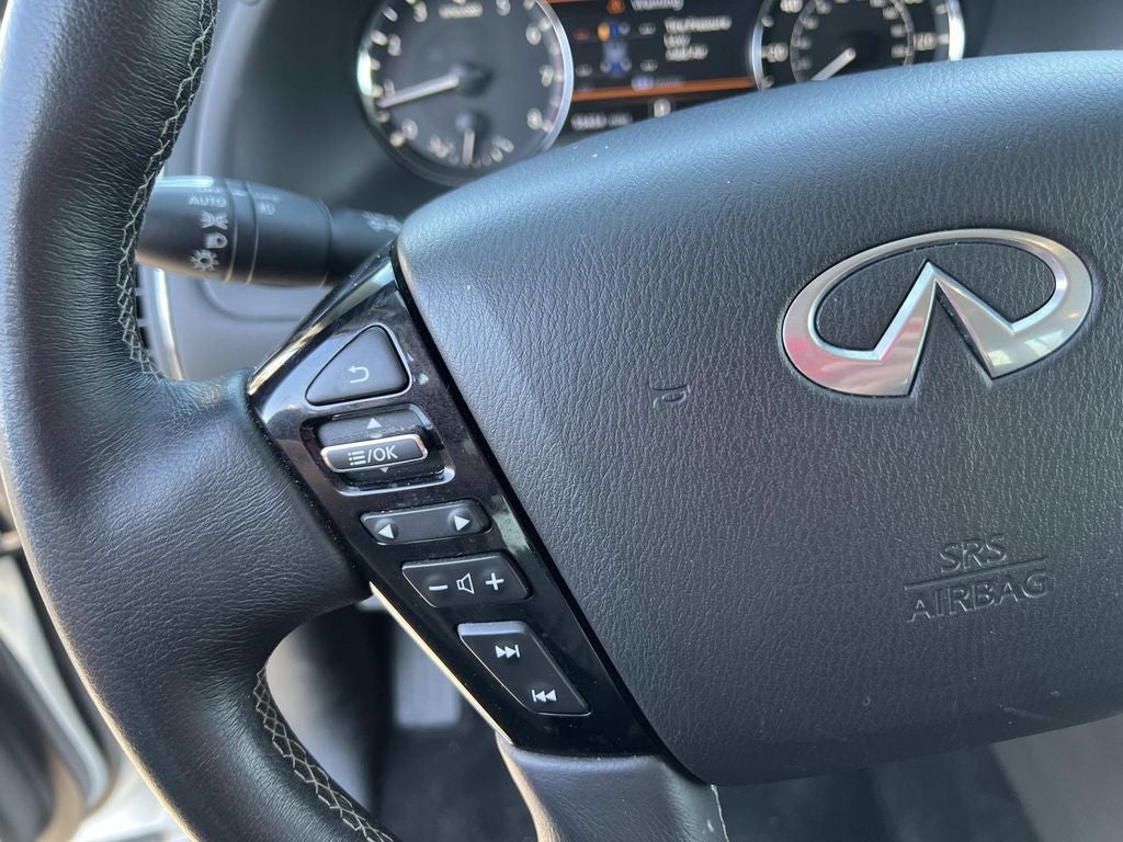 2024 INFINITI QX80 LUXE