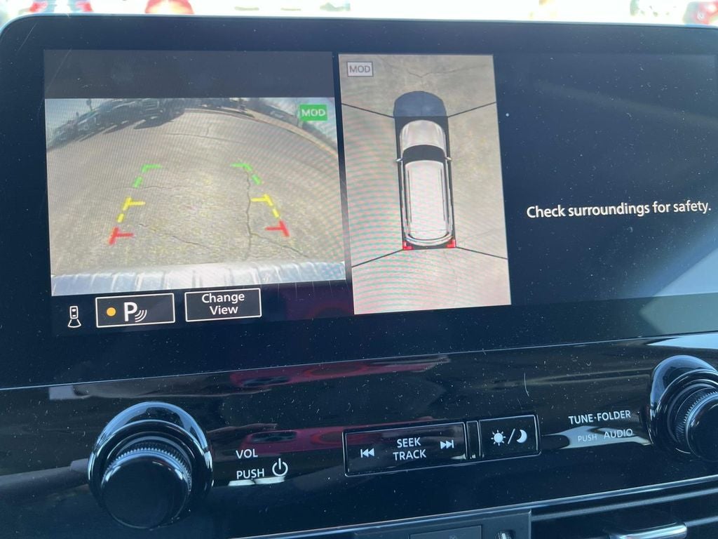 2024 INFINITI QX80 LUXE