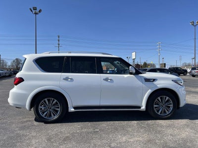 2024 INFINITI QX80 LUXE