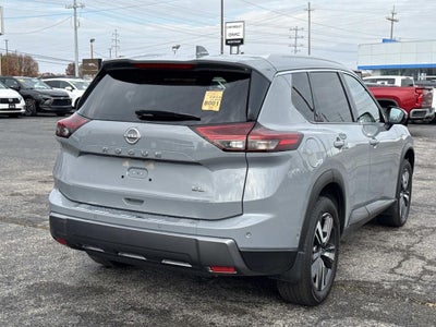 2024 Nissan Rogue SL
