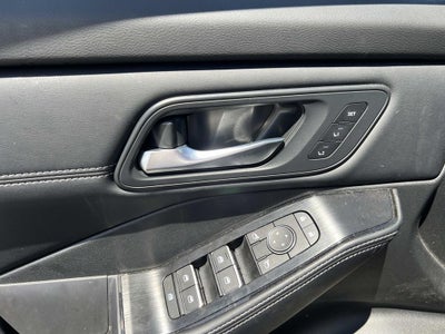 2025 Nissan Rogue SL FWD