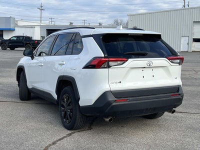2019 Toyota RAV4 LE