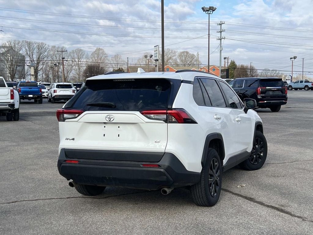 2019 Toyota RAV4 LE