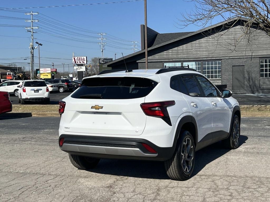 2025 Chevrolet Trax LT