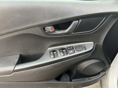 2020 Hyundai Kona SEL Plus