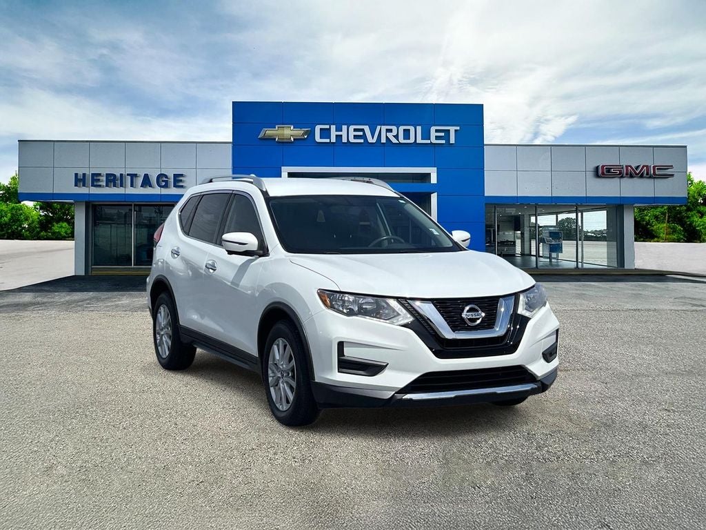 2017 Nissan Rogue SV