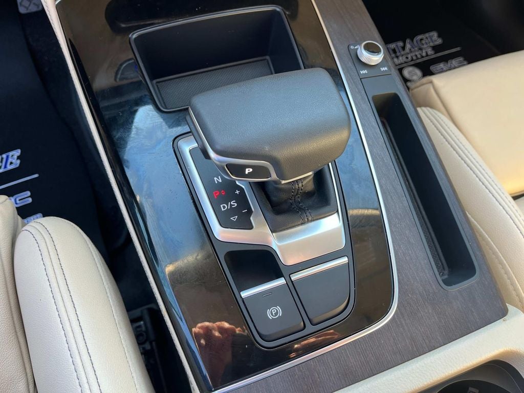 2024 Audi Q5 S line Premium Plus