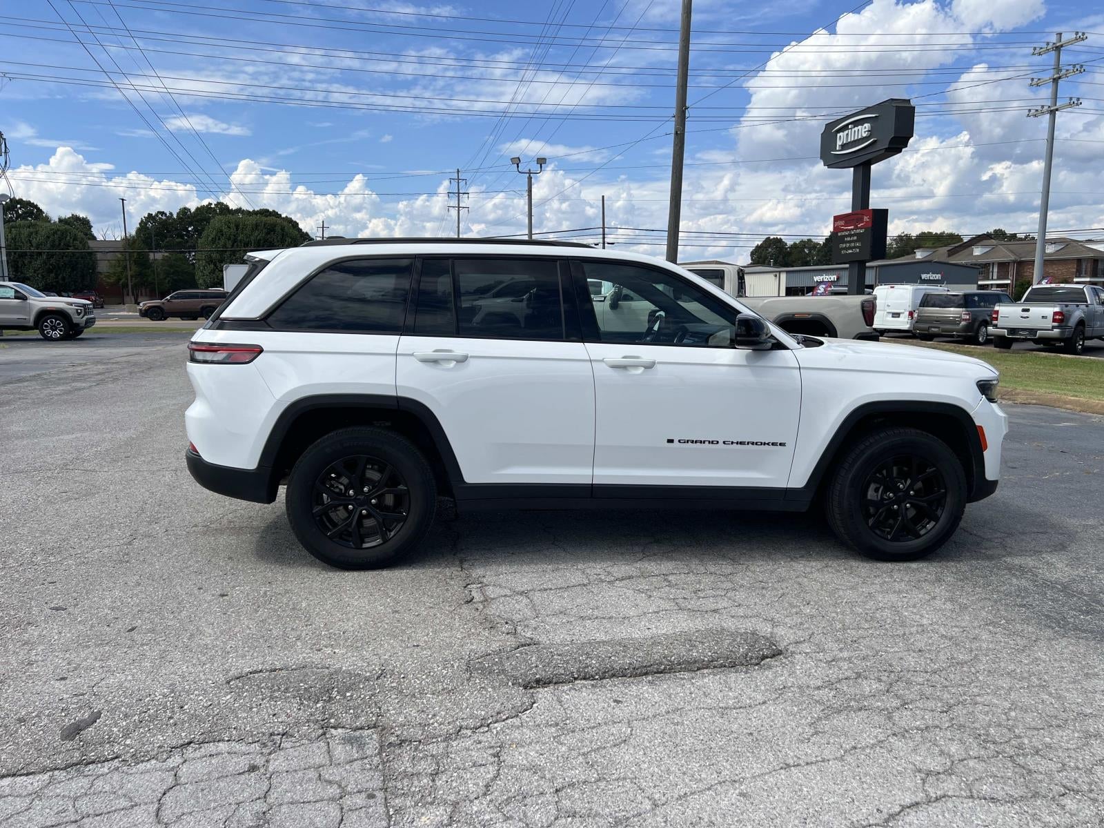 2024 Jeep Grand Cherokee Altitude