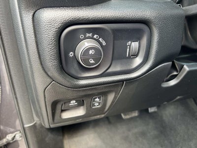2022 RAM 1500 Lone Star Crew Cab 4x4 5'7" Box