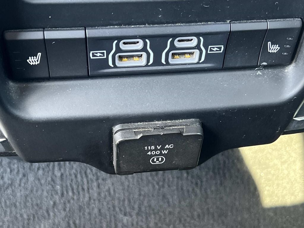 2025 RAM 1500 Laramie Crew Cab 4x4 5'7" Box