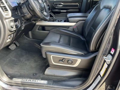 2020 RAM 1500 Laramie Crew Cab 4x4 5'7" Box