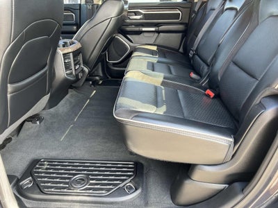 2020 RAM 1500 Laramie Crew Cab 4x4 5'7" Box