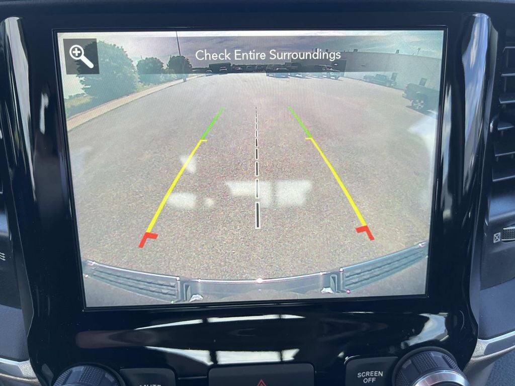 2020 RAM 1500 Laramie Crew Cab 4x4 5'7" Box
