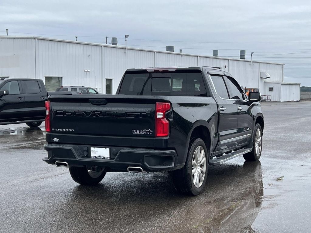 2022 Chevrolet Silverado 1500 High Country