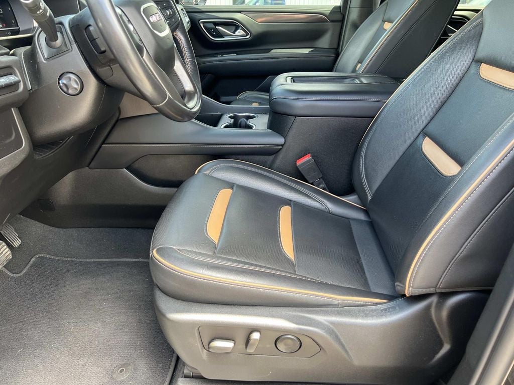 2023 GMC Yukon XL AT4