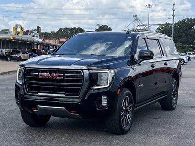 2023 GMC Yukon XL AT4