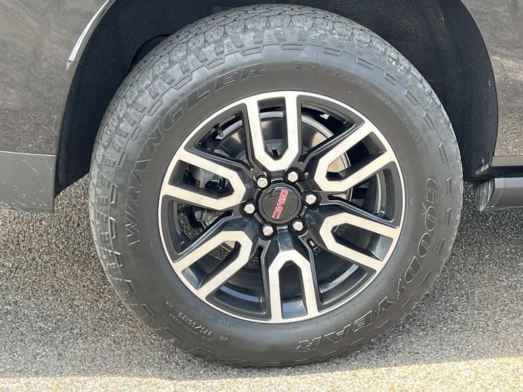 2023 GMC Yukon XL AT4