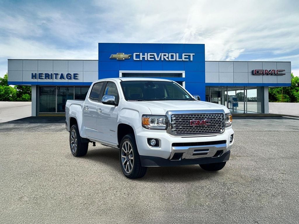 2019 GMC Canyon 4WD Denali Crew Cab Short Box's photo