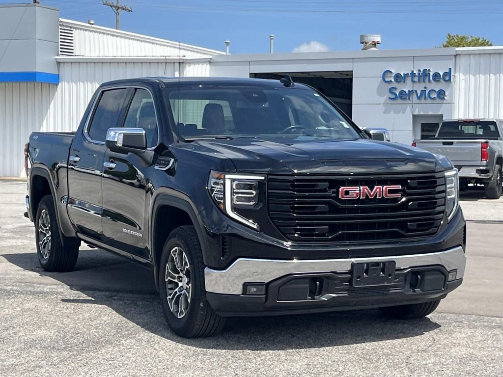 2025 GMC Sierra 1500 SLT