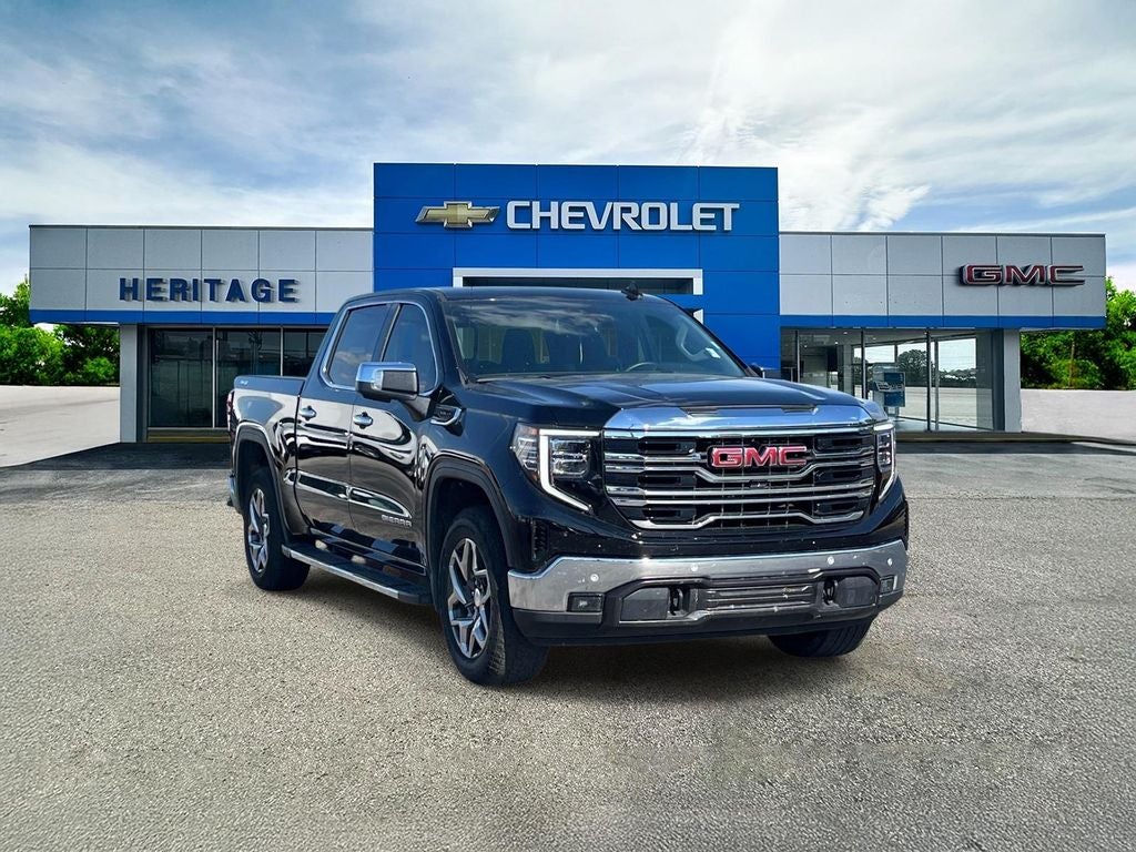 2024 GMC Sierra 4WD Crew Cab Short Box SLT's photo