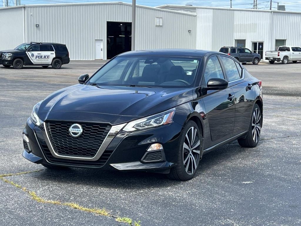 2021 Nissan Altima SR FWD